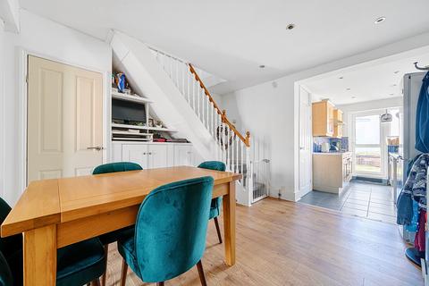 57 Hawks Road, Kingston Upon Thames, KT1 3DS