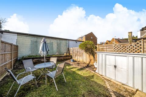 57 Hawks Road, Kingston Upon Thames, KT1 3DS