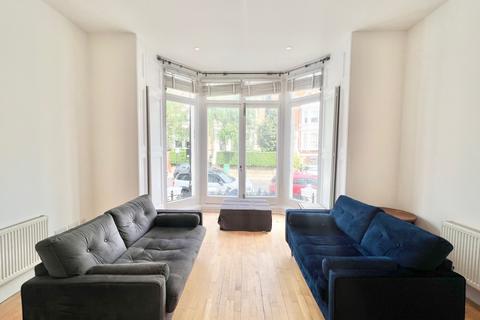 2 bedroom flat for sale, 5 Lancaster Drive, London NW3
