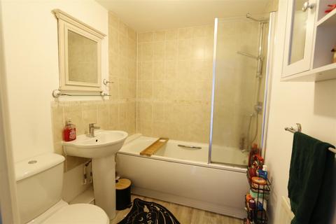 24 River View, Shefford, SG17 5FL