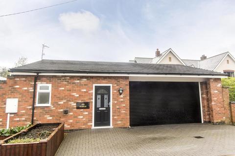 3 bedroom country house to rent, Hall Lane, Bitteswell