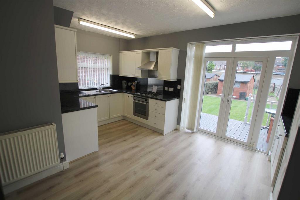 Fitted Dining  Kitchen: