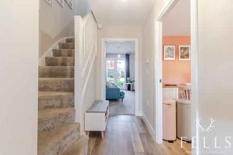 56 Narrowleaf Drive, Ringwood, BH24 3FS