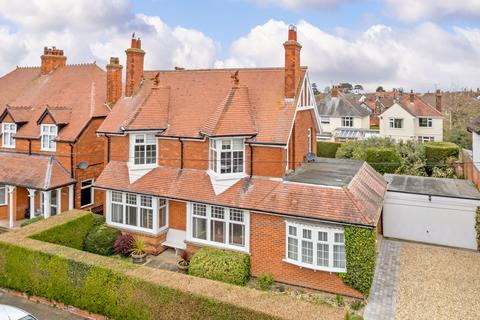 4 bedroom detached house for sale, Derby Avenue, Skegness PE25