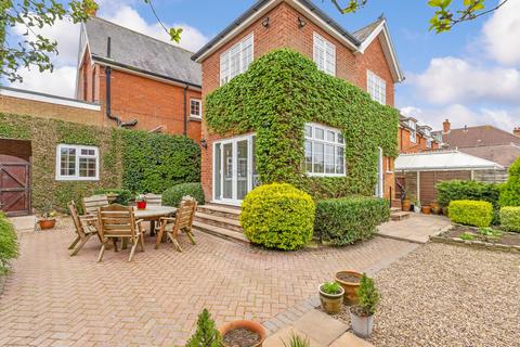 4 bedroom detached house for sale, Derby Avenue, Skegness PE25