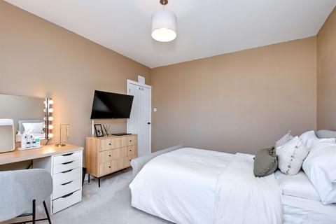 31 Polton Gardens, Lasswade, EH18 1BL