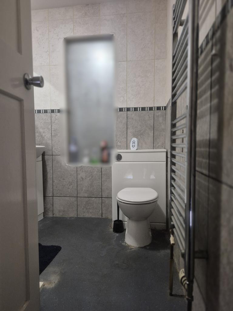 Bathroom T202504181006.jpg