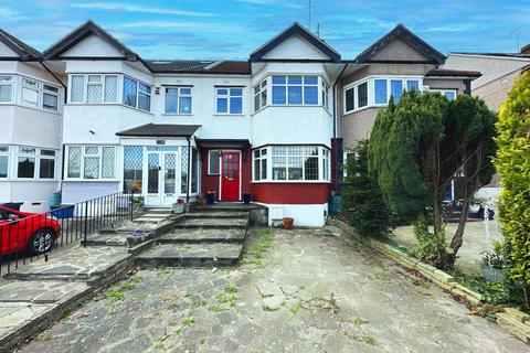 62 Kensington Drive, Woodford Green, IG8 8LW