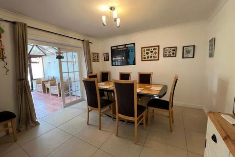 Sawasdee Bunkers Hill, Wisbech St Mary, Wisbech, PE13 4SQ