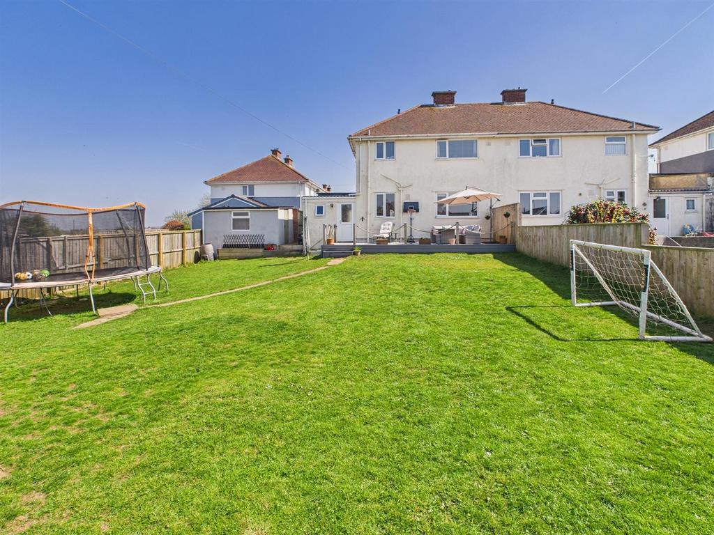 CAM03278 G0-PR0124-STILL019.jpg