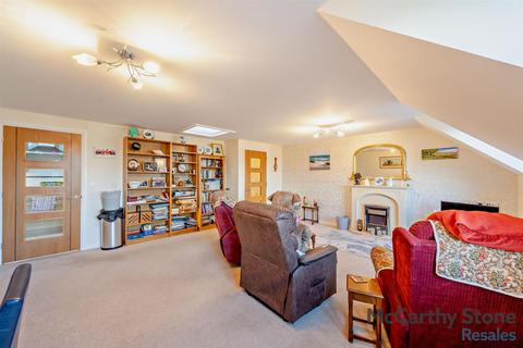 2 bedroom apartment for sale, Stover Court, East Street, Newton Abbot