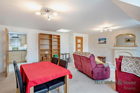 2 bedroom apartment for sale, Stover Court, East Street, Newton Abbot