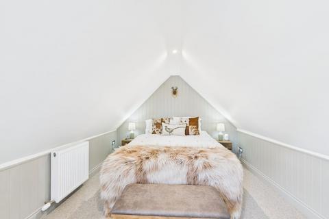 2 Bell View, Leadhills, Biggar, ML12 6XU