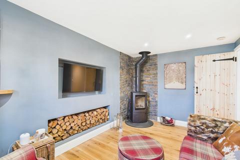 2 Bell View, Leadhills, Biggar, ML12 6XU