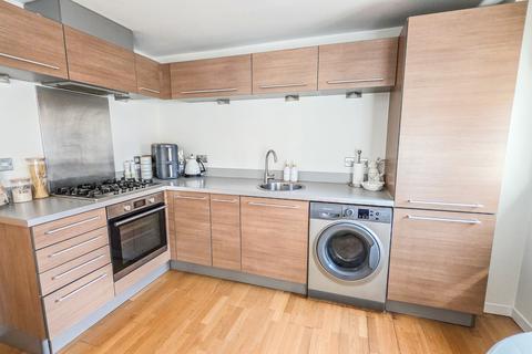 1 bedroom apartment for sale, North Block,, The Railstore, RM2