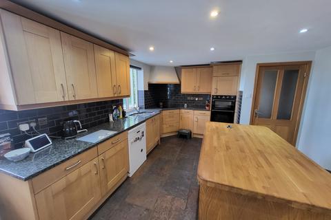 4 bedroom detached house for sale, Wyke Road, Gillingham SP8