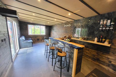 4 bedroom detached house for sale, Wyke Road, Gillingham SP8