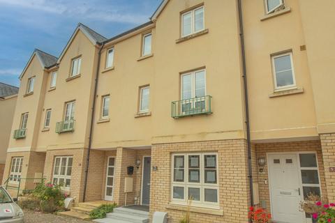 4 bedroom townhouse for sale, Sir Bernard Lovell Road, Malmesbury, SN16