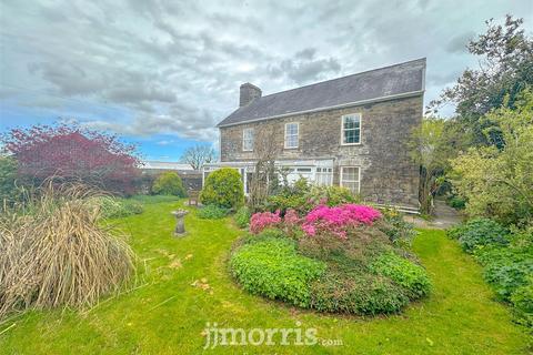 3 bedroom property with land for sale, Velindre, Llandysul
