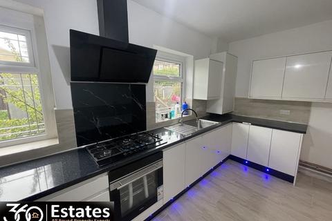 3 bedroom terraced house for sale, 41 Moor End Road, Halifax, HX1
