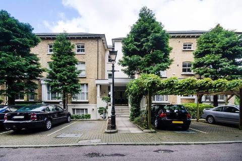 2 bedroom flat to rent, Roxeth Hill, Harrow, HA2