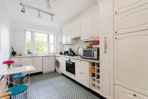 2 bedroom flat to rent, Roxeth Hill, Harrow, HA2