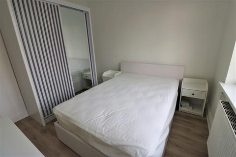 House share to rent, Fencepiece Road, Ilford IG6