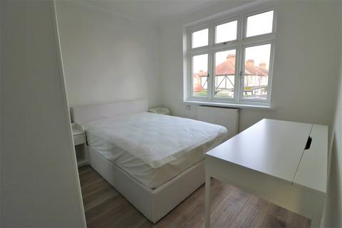 House share to rent, Fencepiece Road, Ilford IG6