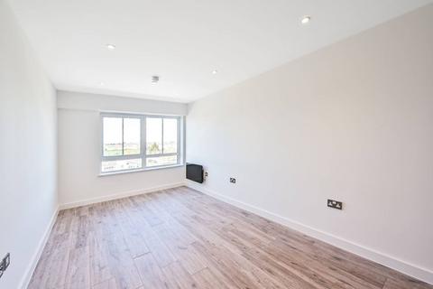 1 bedroom flat for sale, 1 Cherry Tree Road, Watford WD24