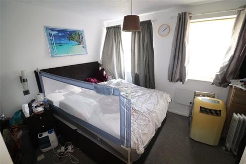 29 Cook Square, Erith, DA8 2PL