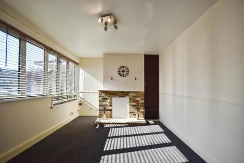 undefined, Burden Close, Brentford