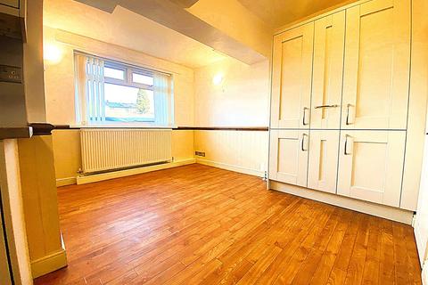 13 Ripponden Road, Denshaw, Oldham, OL3 5SH