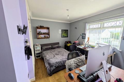 33 Brynhafod, Ammanford, SA18 3QH
