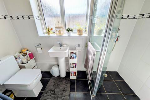 33 Brynhafod, Ammanford, SA18 3QH