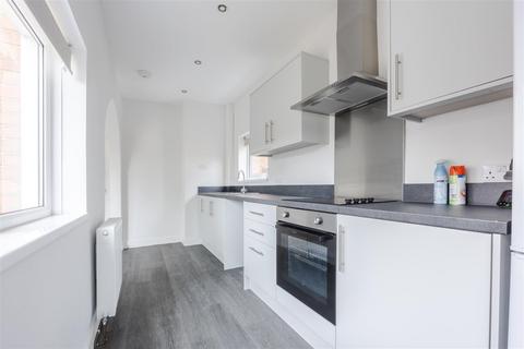 25 Burn Road, Scunthorpe, DN15 8AX