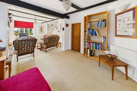 Chequers Cottage Argos Hill, Mayfield, TN20 6NR