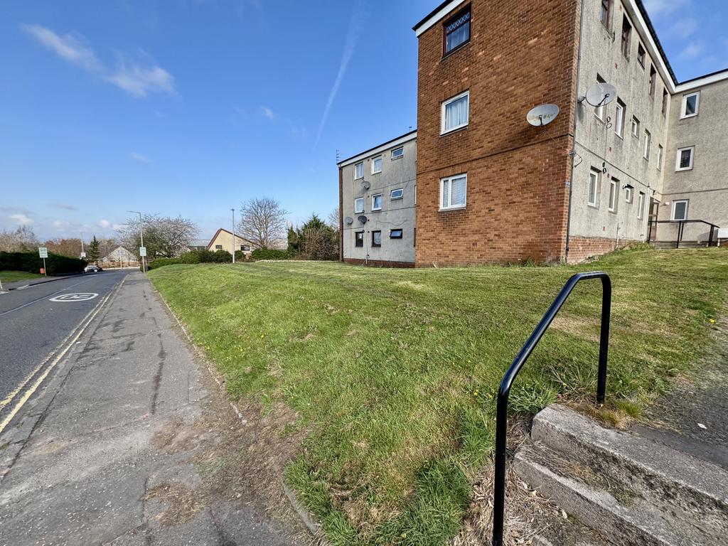 2 bedroom Ground Floor Flat