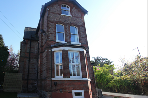 Victoria Road, Urmston