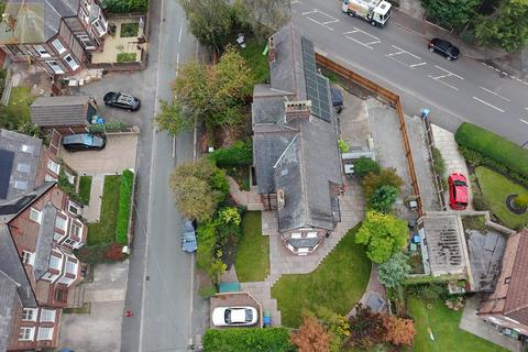 5 bedroom semi-detached house for sale, Victoria Road, Urmston