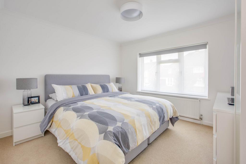 15 Greenside, SL8 5 TW (LOW RES)-4