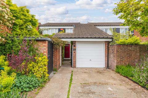 3 bedroom house to rent, Riverside Close, Bridge, Canterbury, CT4