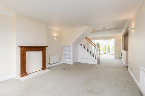 3 bedroom house to rent, Riverside Close, Bridge, Canterbury, CT4