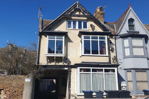 1 bedroom flat to rent, Mortimer Street, Herne Bay, Kent, CT6