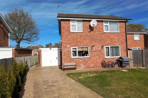 3 bedroom detached house for sale, Birchwood Avenue, Lincoln