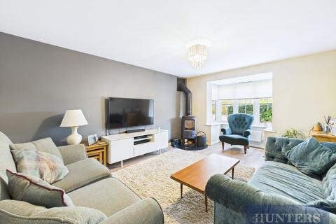 4 bedroom detached house for sale, Bramble Way, Scarborough