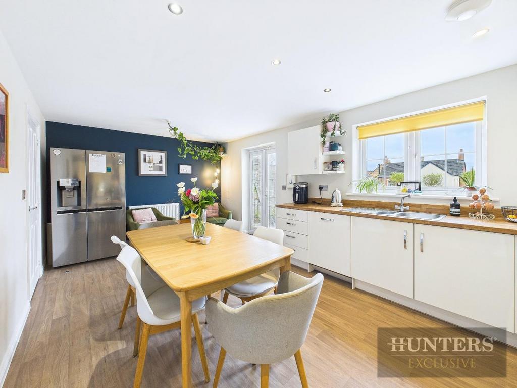 CAM05316 G0-PR0035-STILL021.jpg