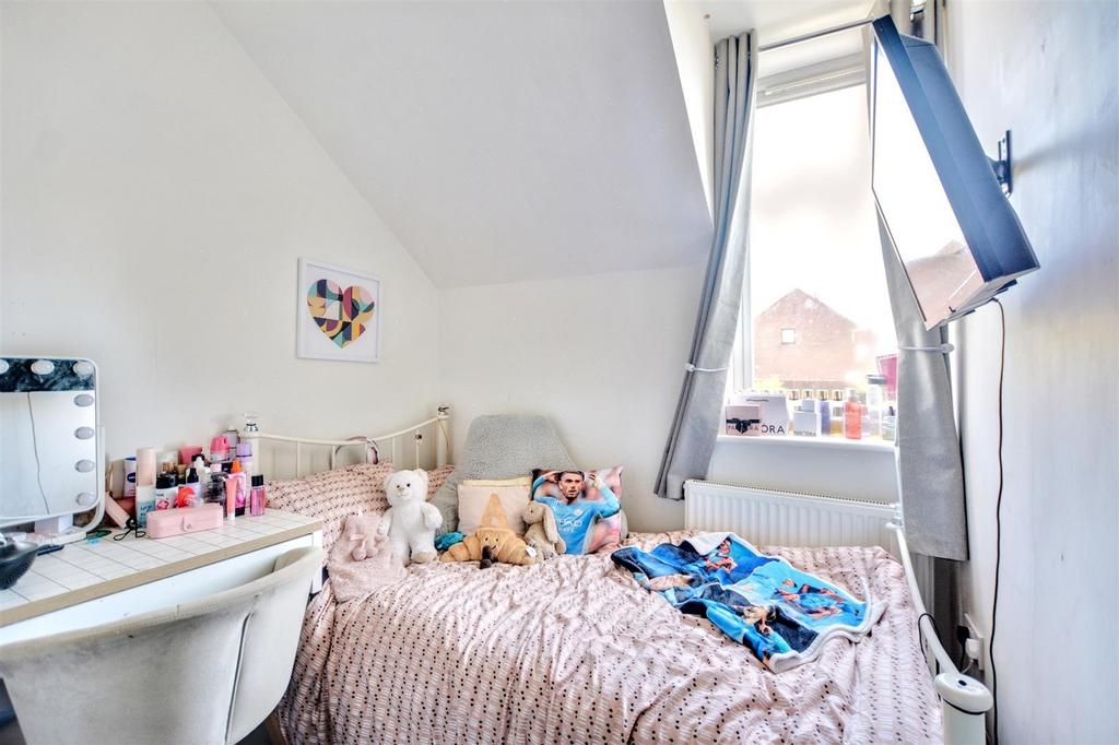 Bedroom 3 1.jpeg