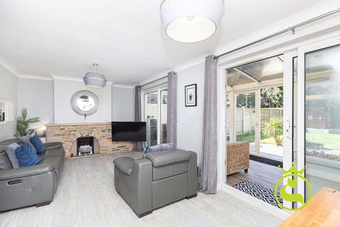 4 bedroom semi-detached house for sale, Bushell Road, Poole BH15