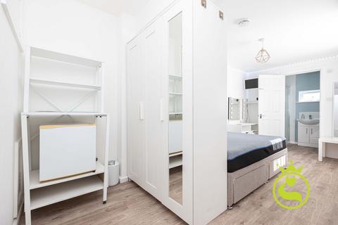 25 Bushell Road, Poole, BH15 3HD