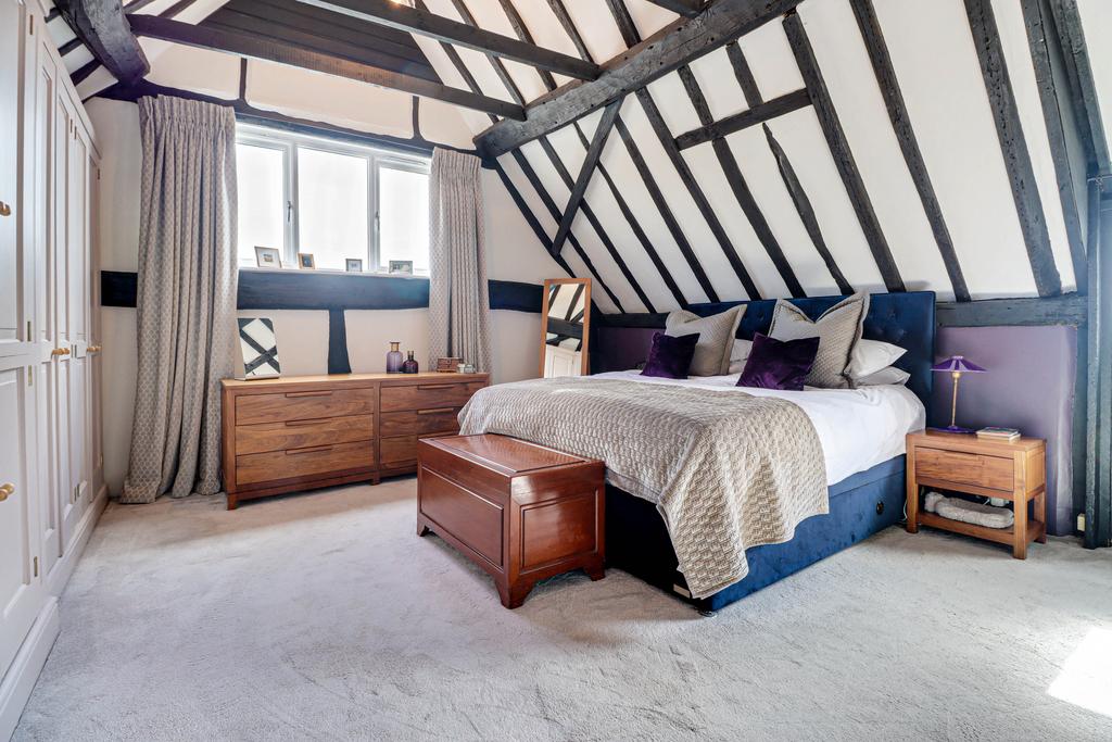 Principal bedroom